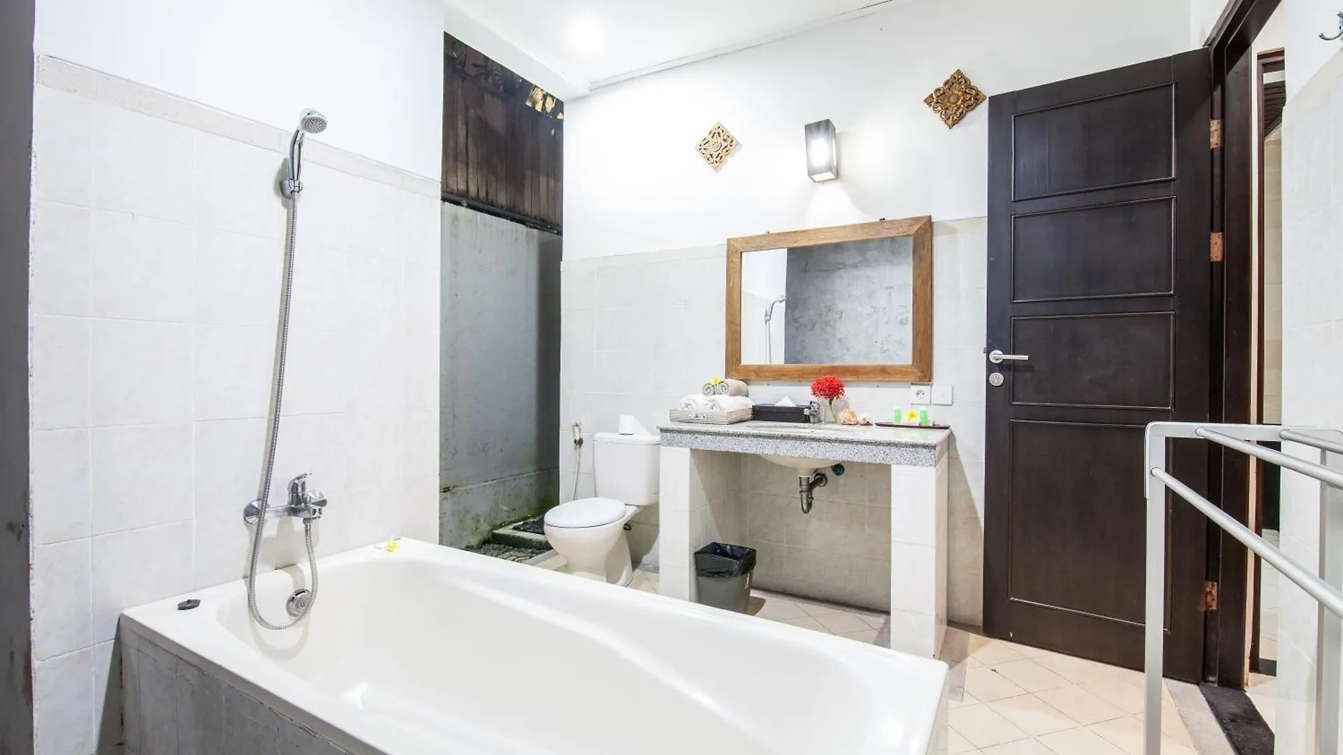 5-Br Private Pool Legian Villa 5-Min Walk To Beach And Shops Seminyak